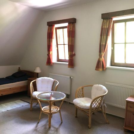 Mala Svata Hora - Penzion & Restaurace Mníšek pod Brdy Dış mekan fotoğraf